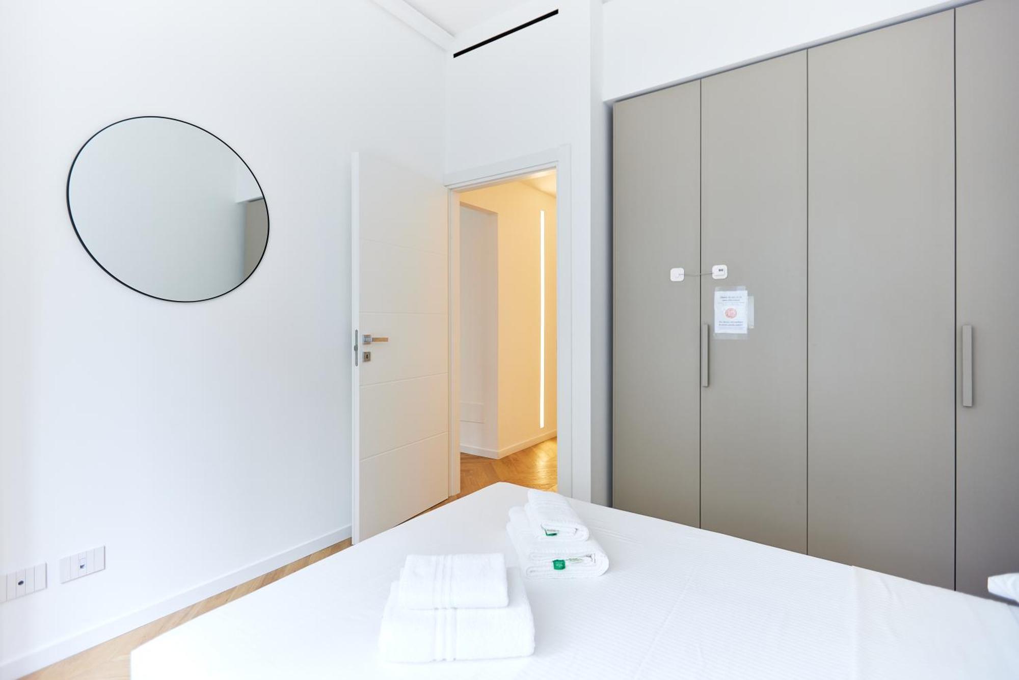 Duomo Imperial Suits - Modern And Comfortable Milão Exterior foto